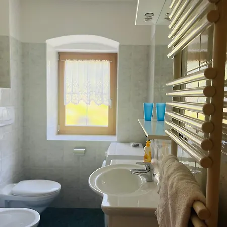 Bernard Apartmán *