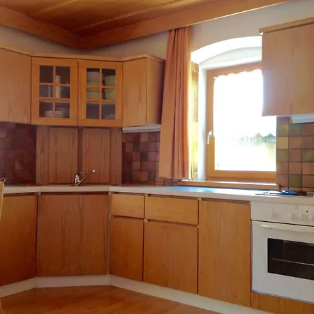 Bernard Apartmán